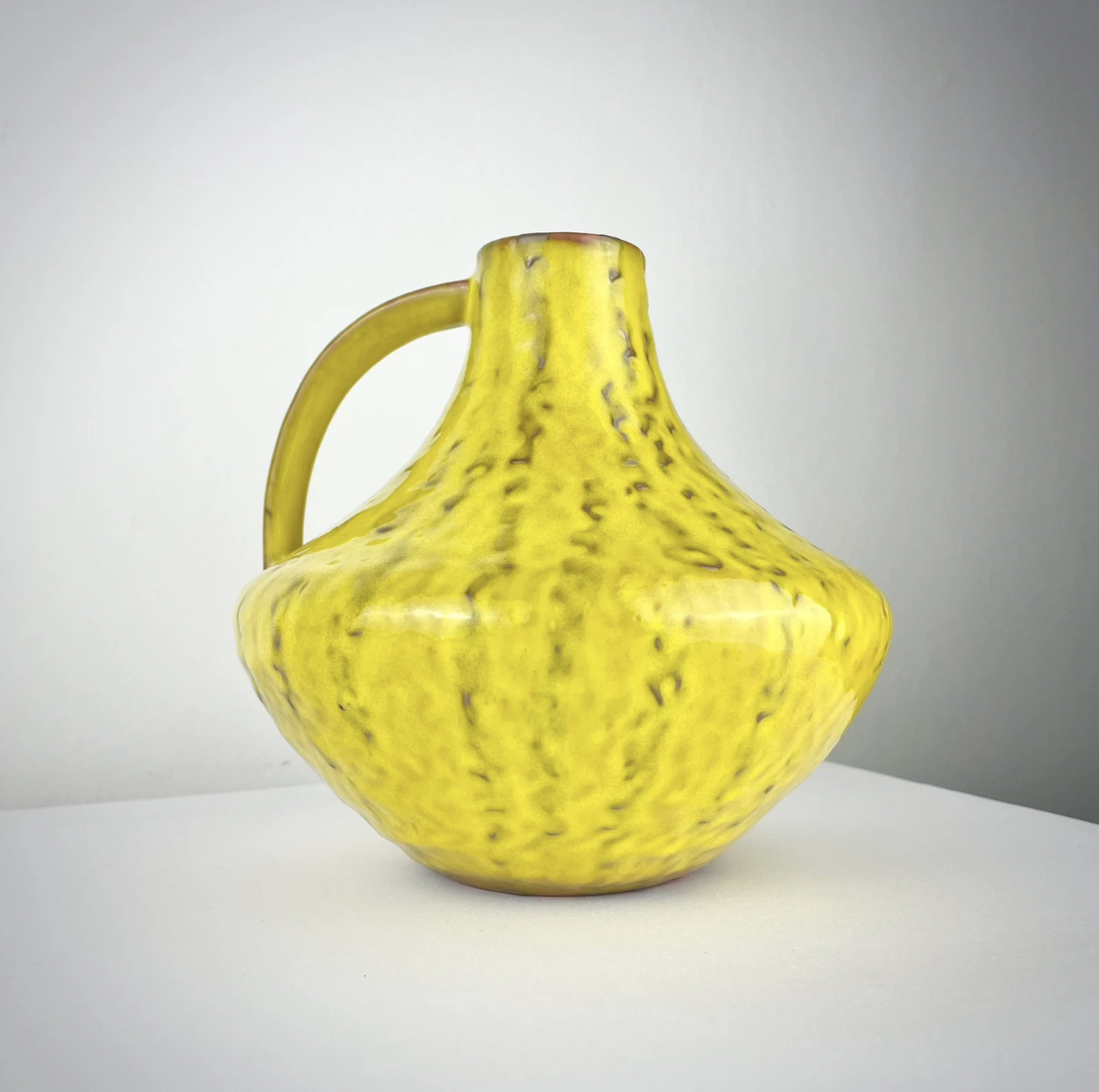 Model 200 Carstens Tönnieshof Vase, Rare Yellow Glaze