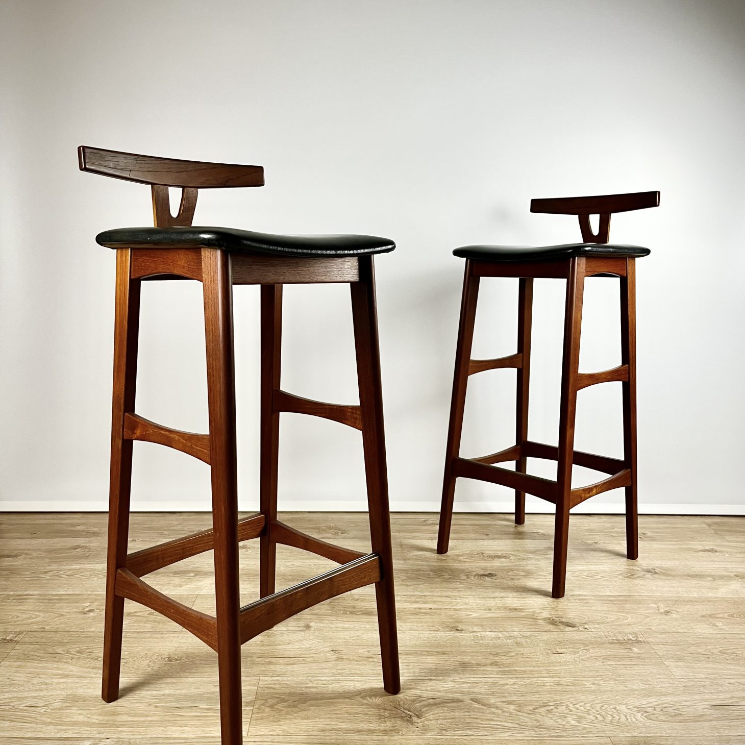 Rare Pair of Modernist Danish Bar Stools by Knud Bent for Dyrlund, 1960s