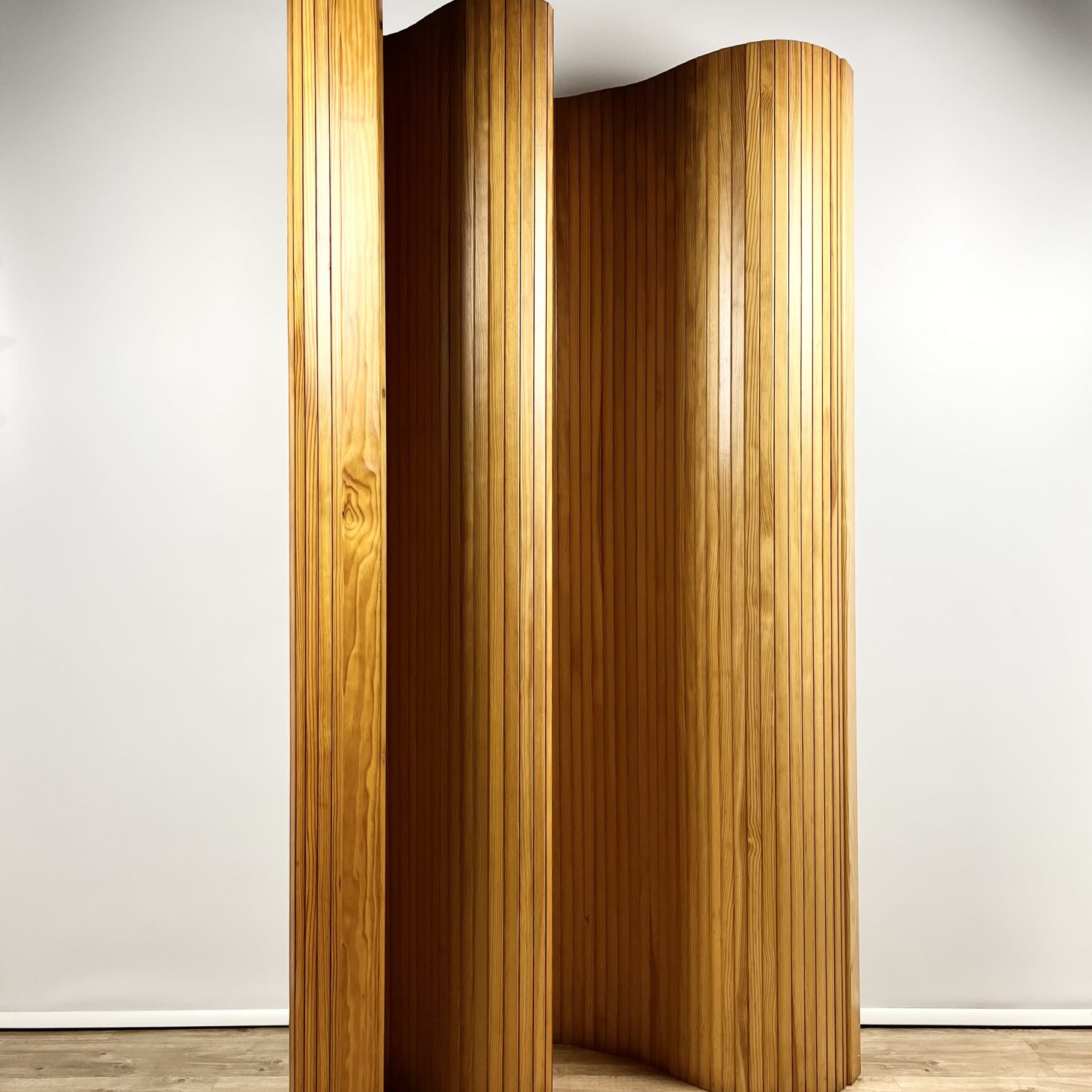 Habitat Articulated Tambour Screen Room Divider, British 1980s