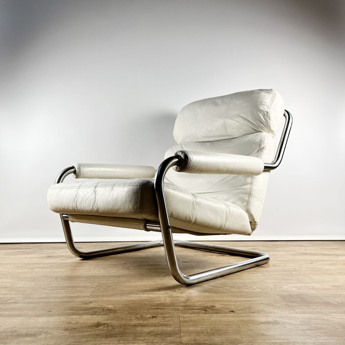 Jan des Bouvrie for Gelderland Leather & Chrome Easy Chair, Dutch 1970s
