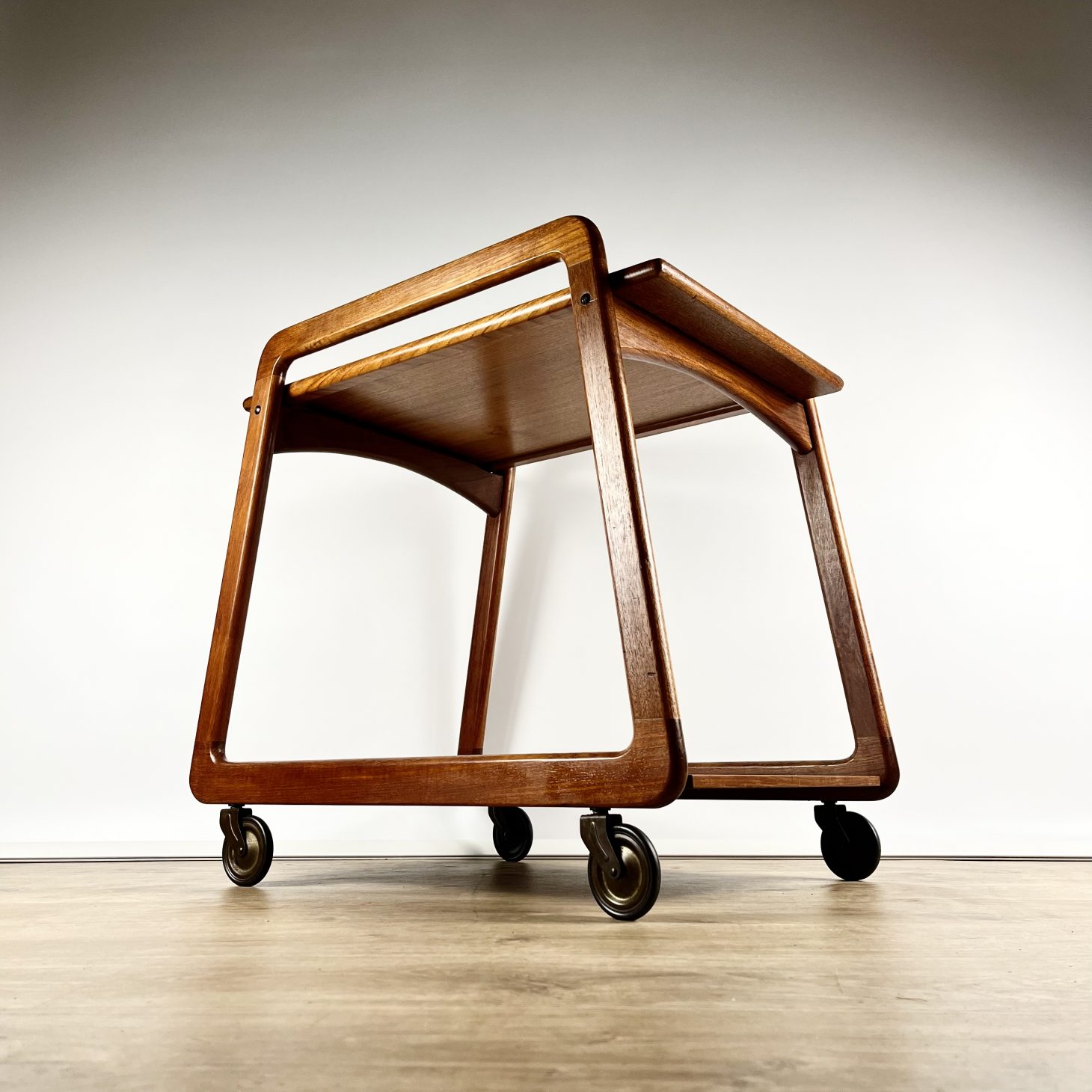 Henning Wind-Hansen for Sika Mobler Drinks Trolley, Danish 1960s