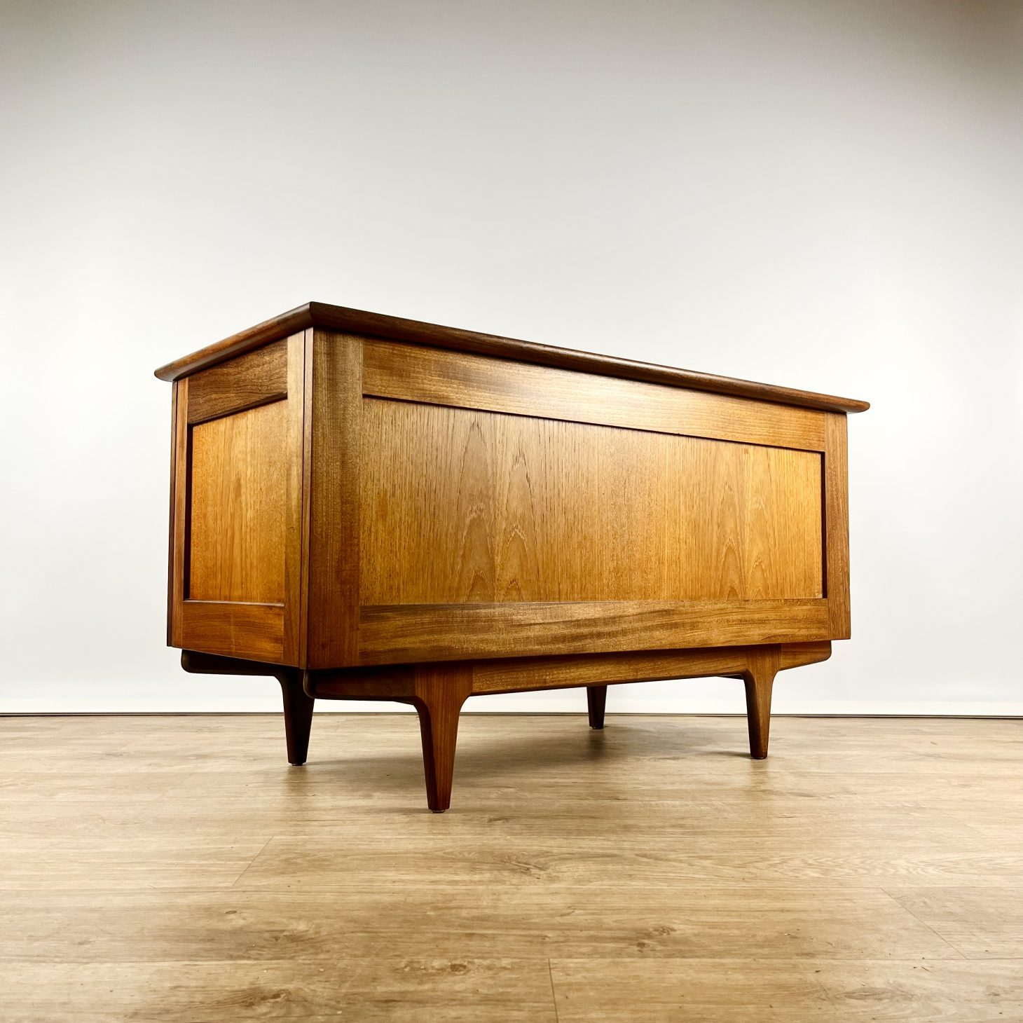 A. Younger Ltd Teak Blanket Box, British 1960s