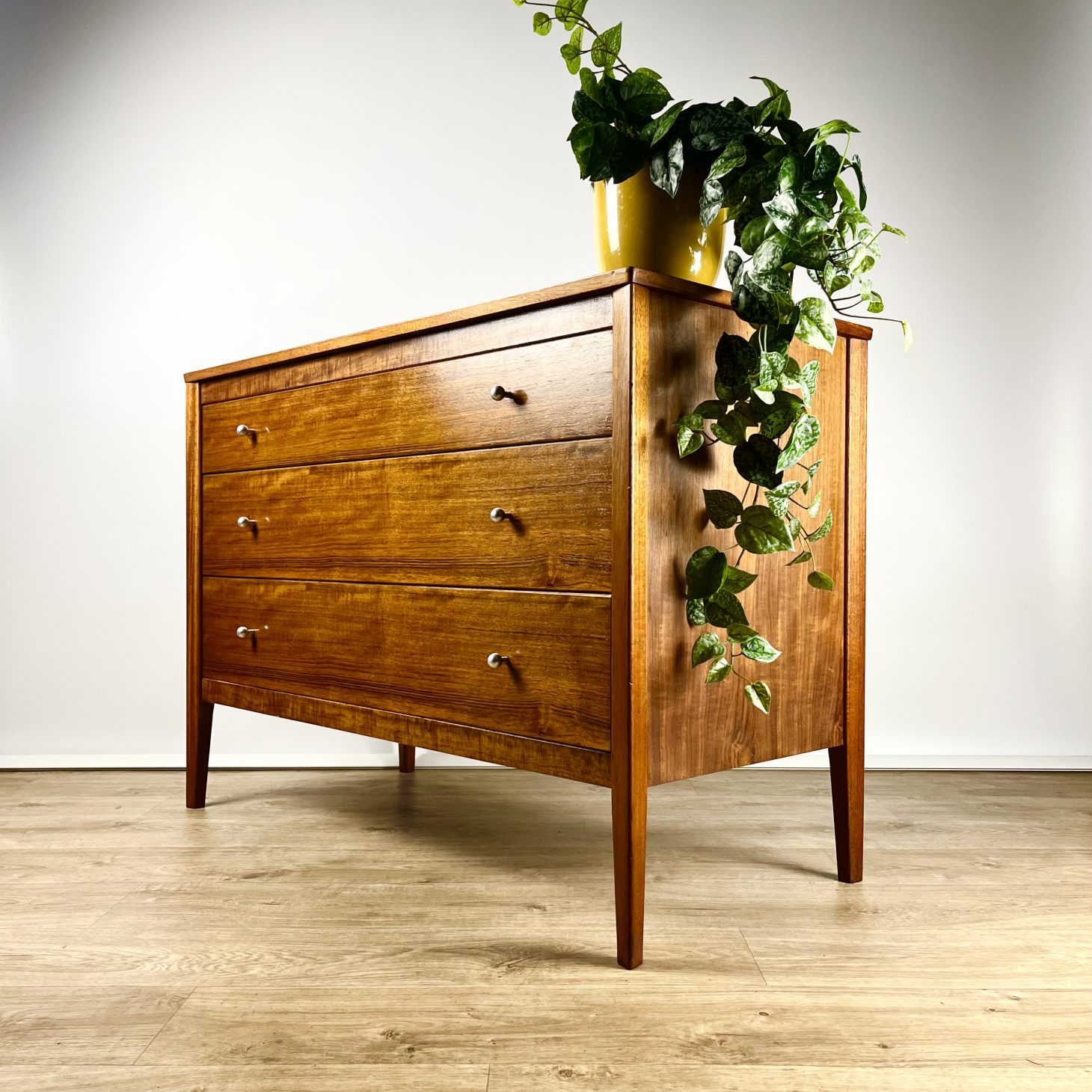 Gordon Russell Handsome Chest of Drawers, British 1960s