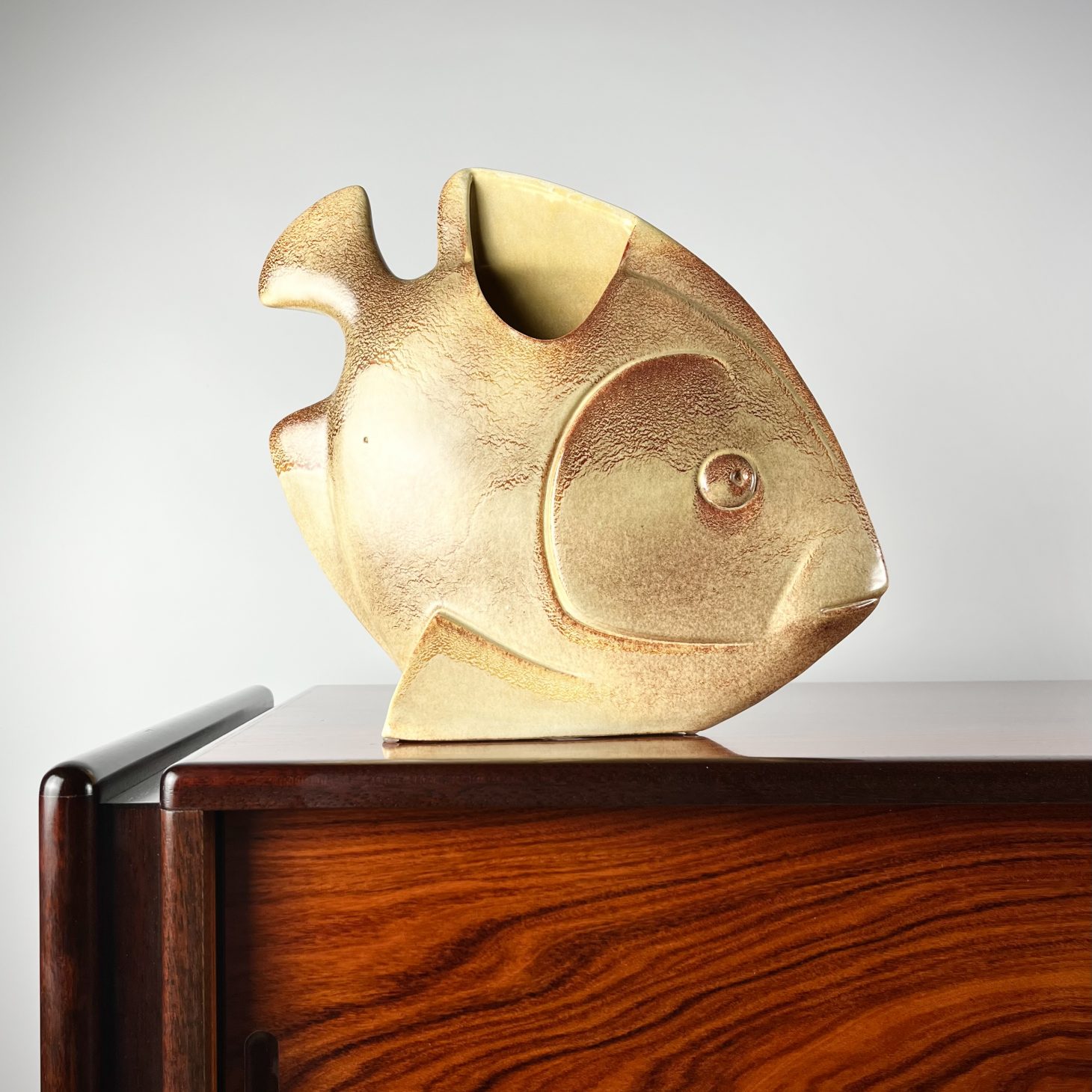 Roberto Rigon for Bertoncello Large Modernist Fish Vase, Italian 1970s